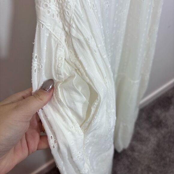 Sundance White Eyelet Arezzo Dress NEW Size Large - Picture 9 of 13